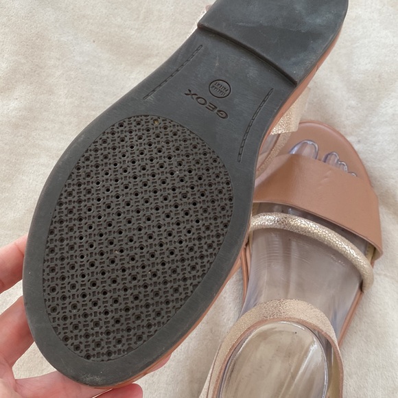 GEOX respira gold metallic and skin/nude color (pale rose) breathing sandal 39.5 - Picture 6 of 13